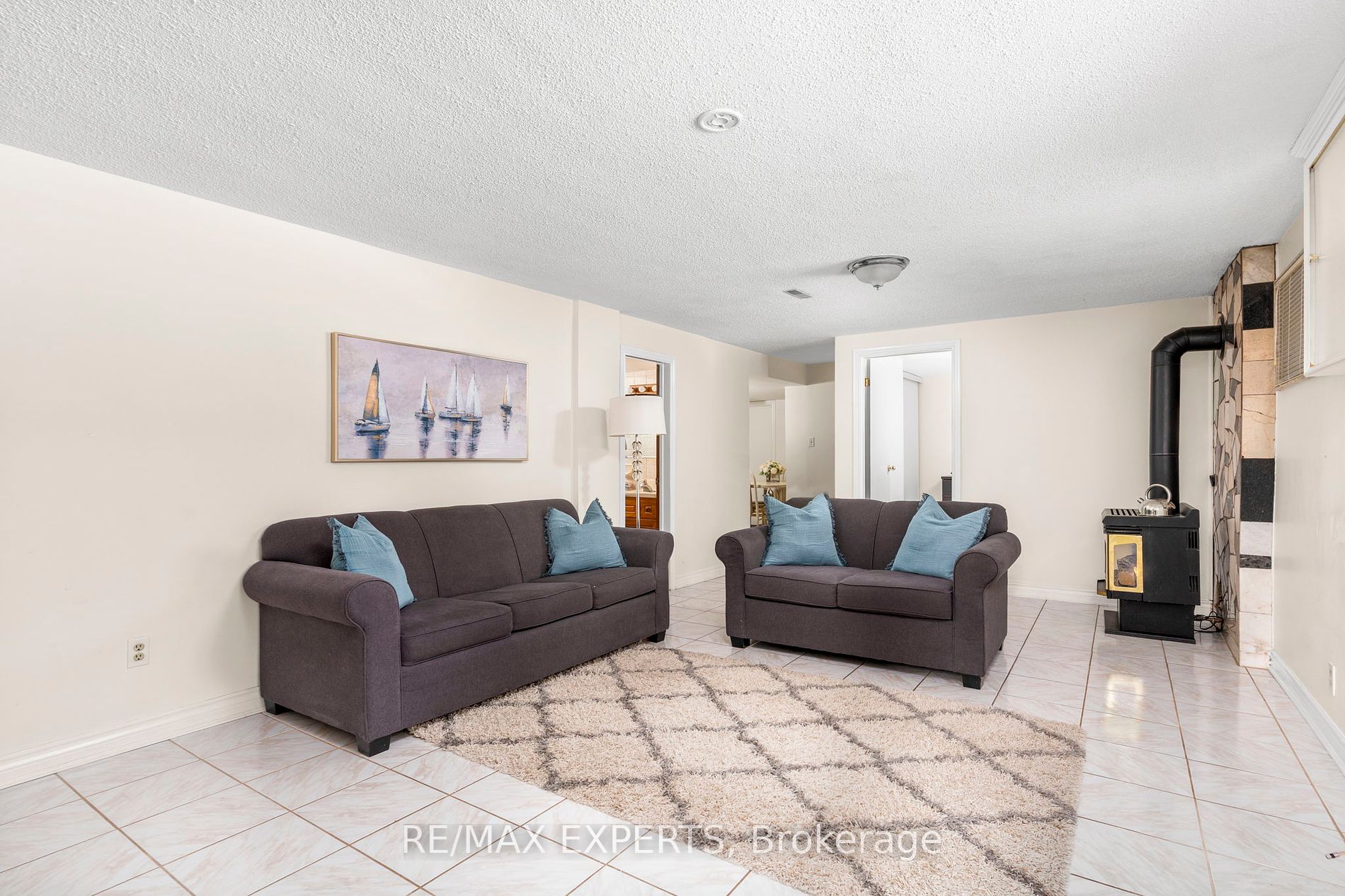 40 Benrubin Dr
