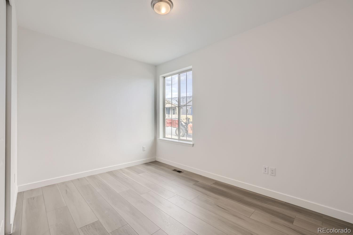 15567 W Beloit Avenue