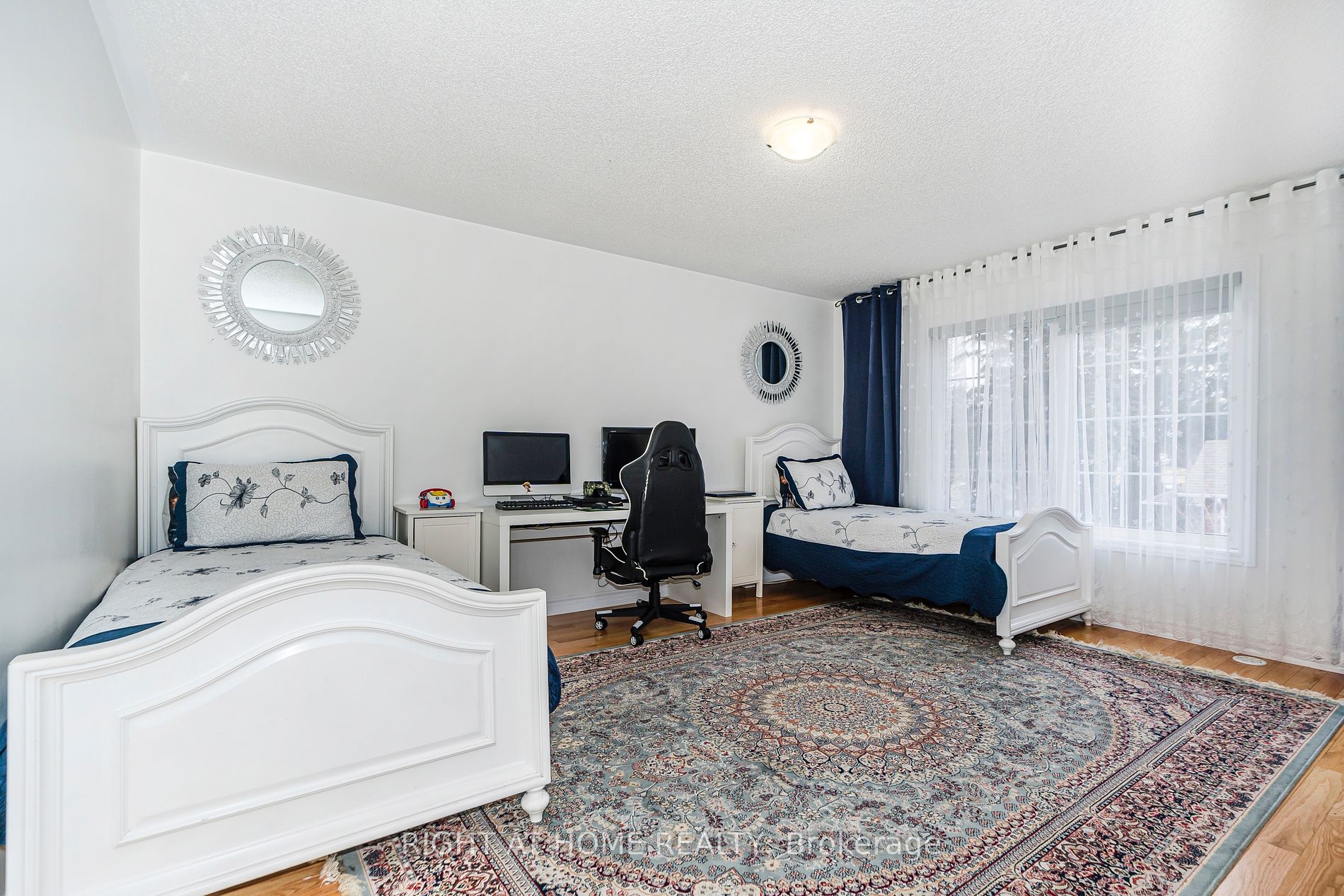 218 Appleton Crt