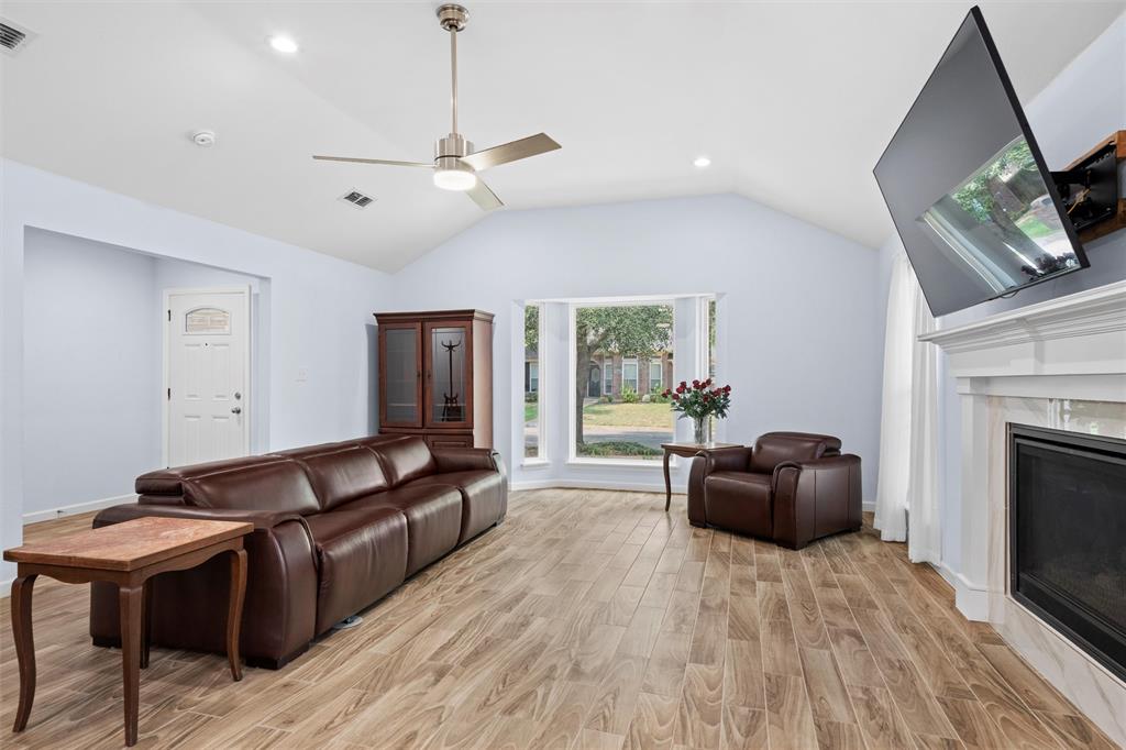 708 Gunnison Court