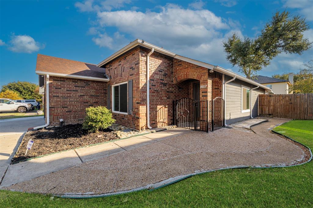 10137 Chapel Ridge Drive