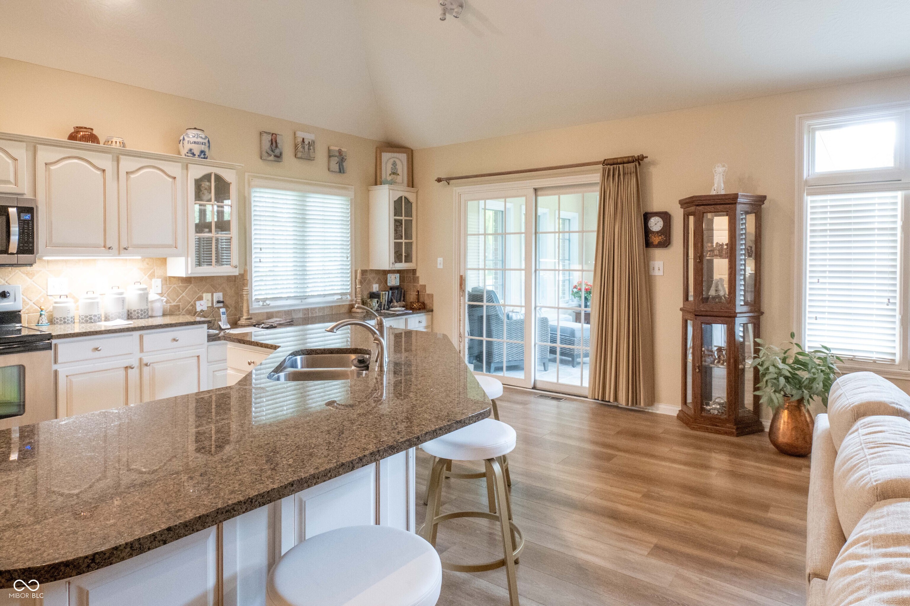 1701 Pathway Drive N