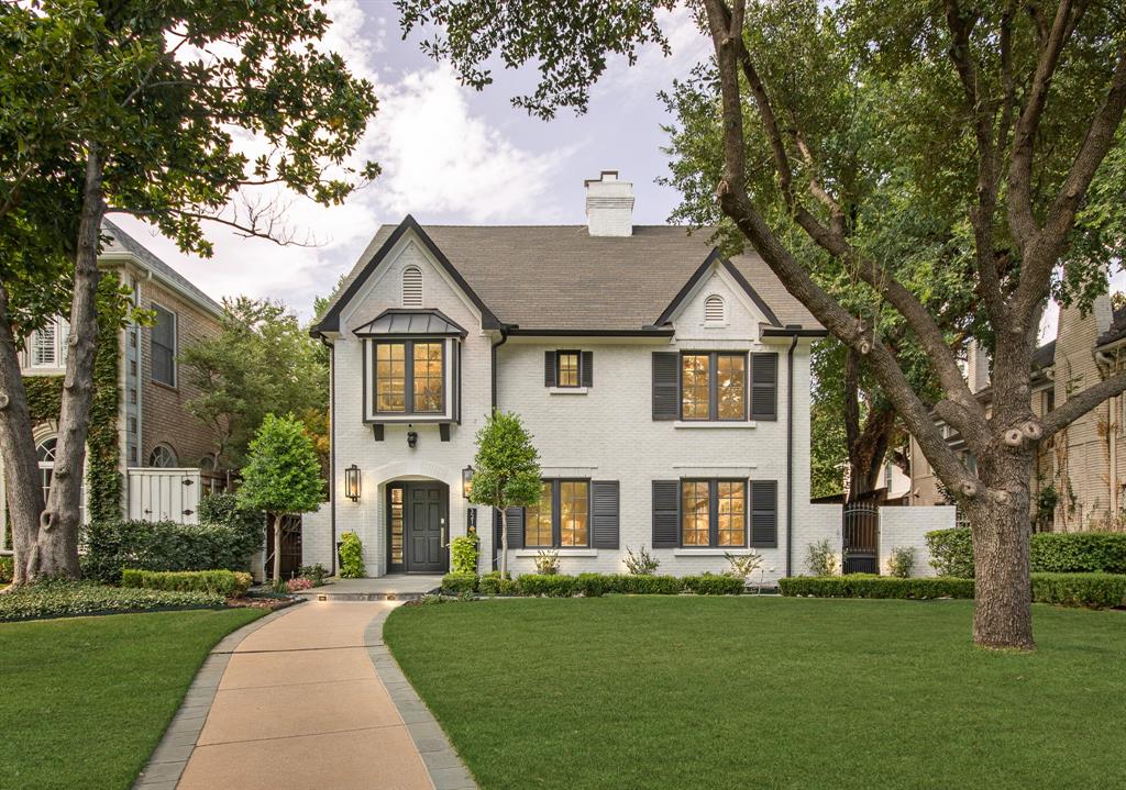 3210 Beverly Drive