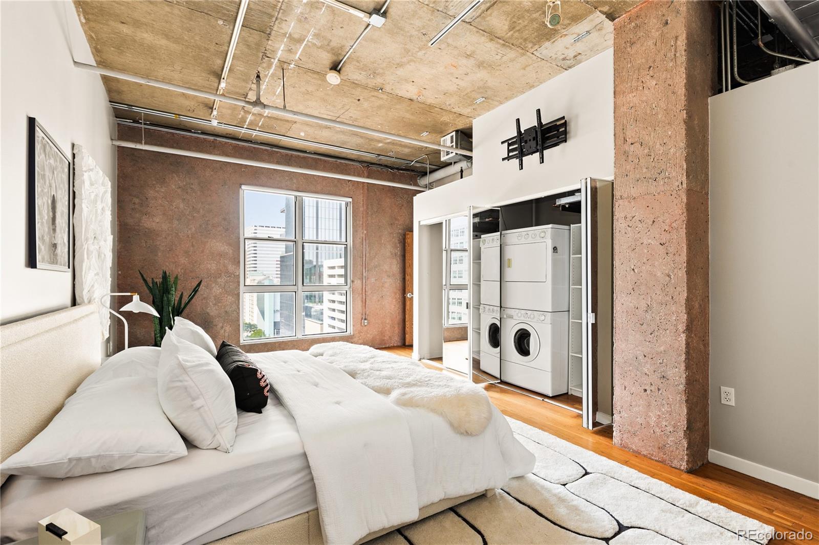 2020 Arapahoe Street 1130