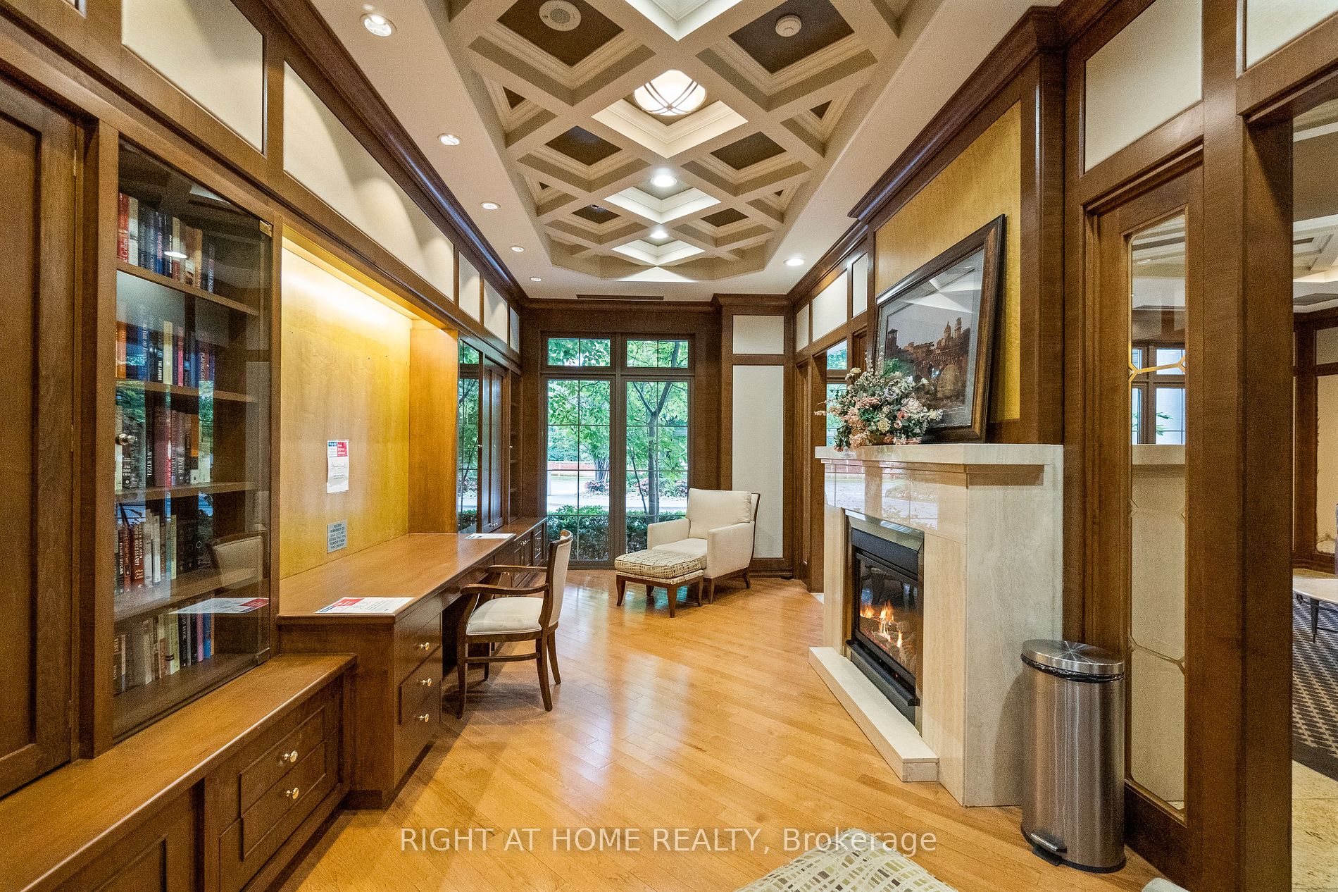 80 S Harrison Garden Blvd 1122