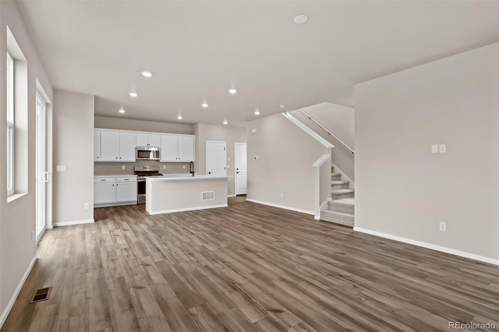 6267 N Nepal Court