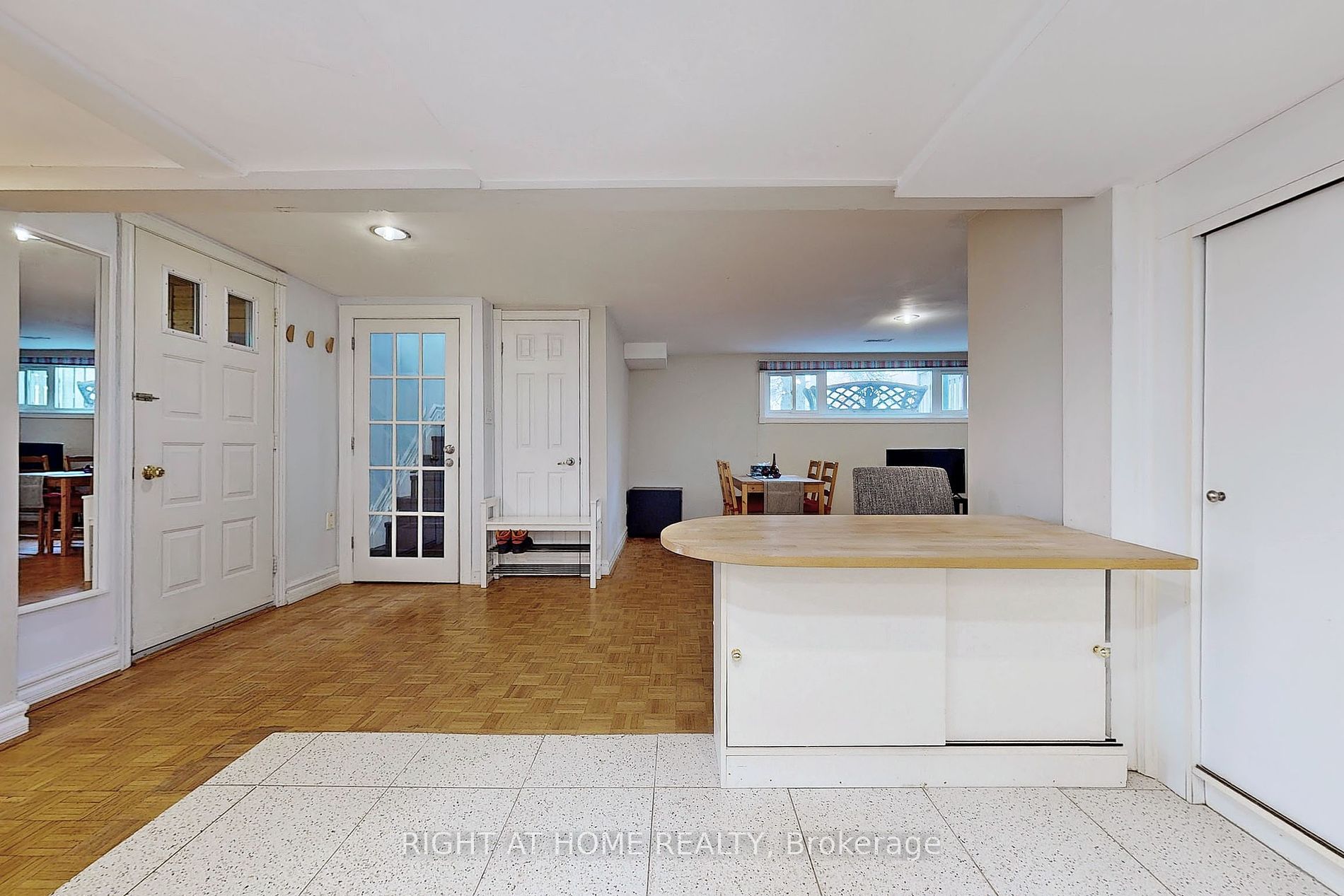 156 Trayborn Dr Bsmt