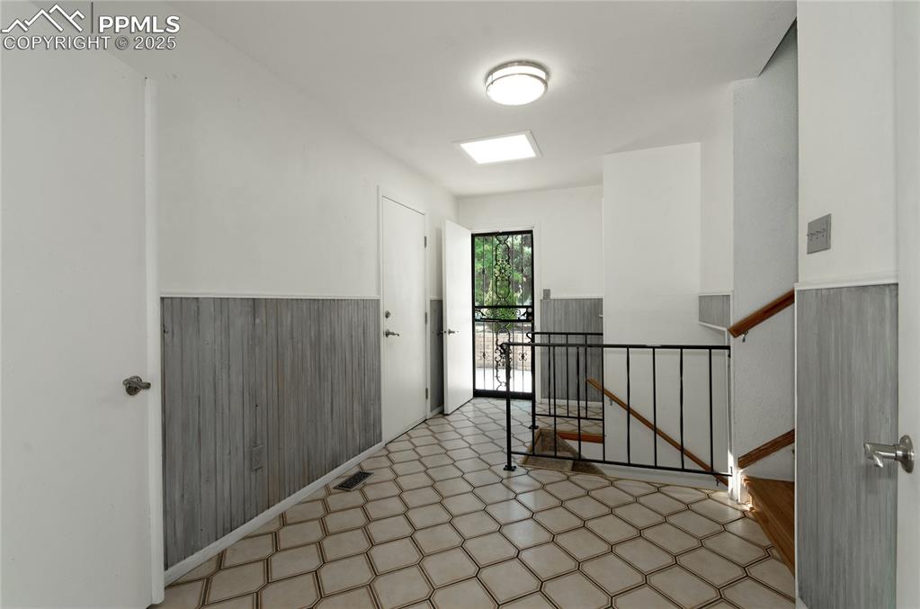 3620 E Cresta Loma Circle
