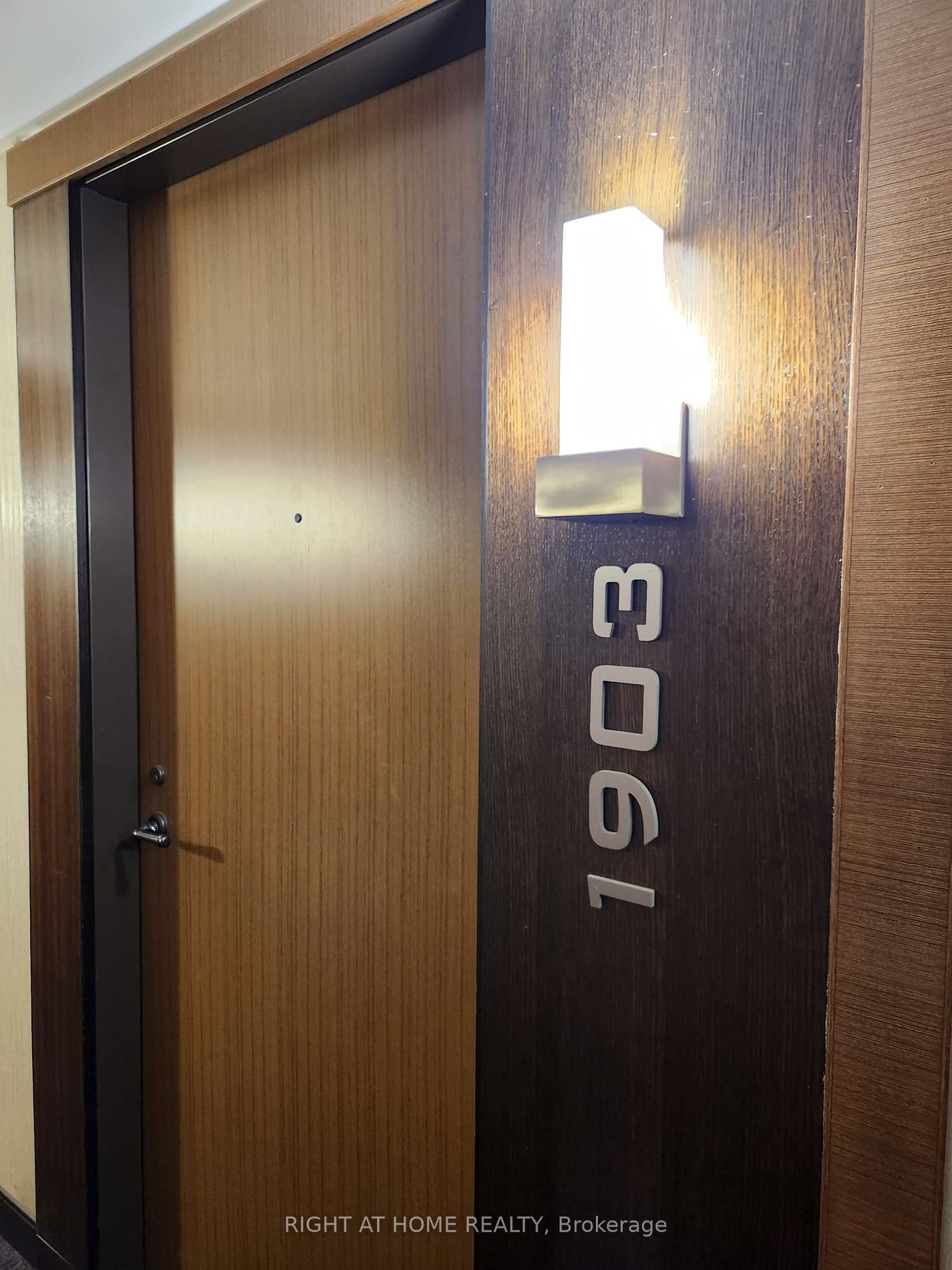 8200 Birchmount Rd 1903