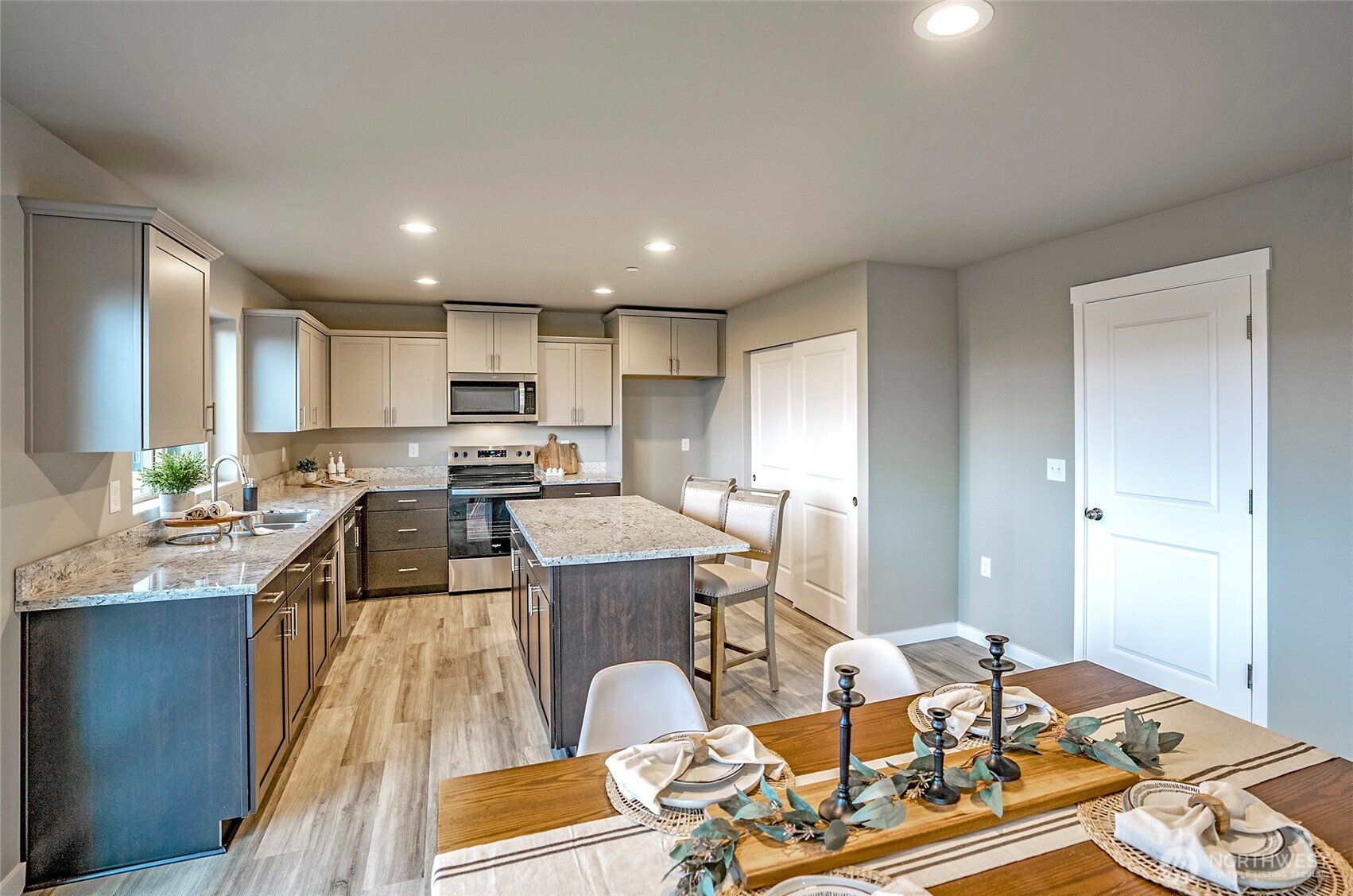 2494 W Echo Bay Drive