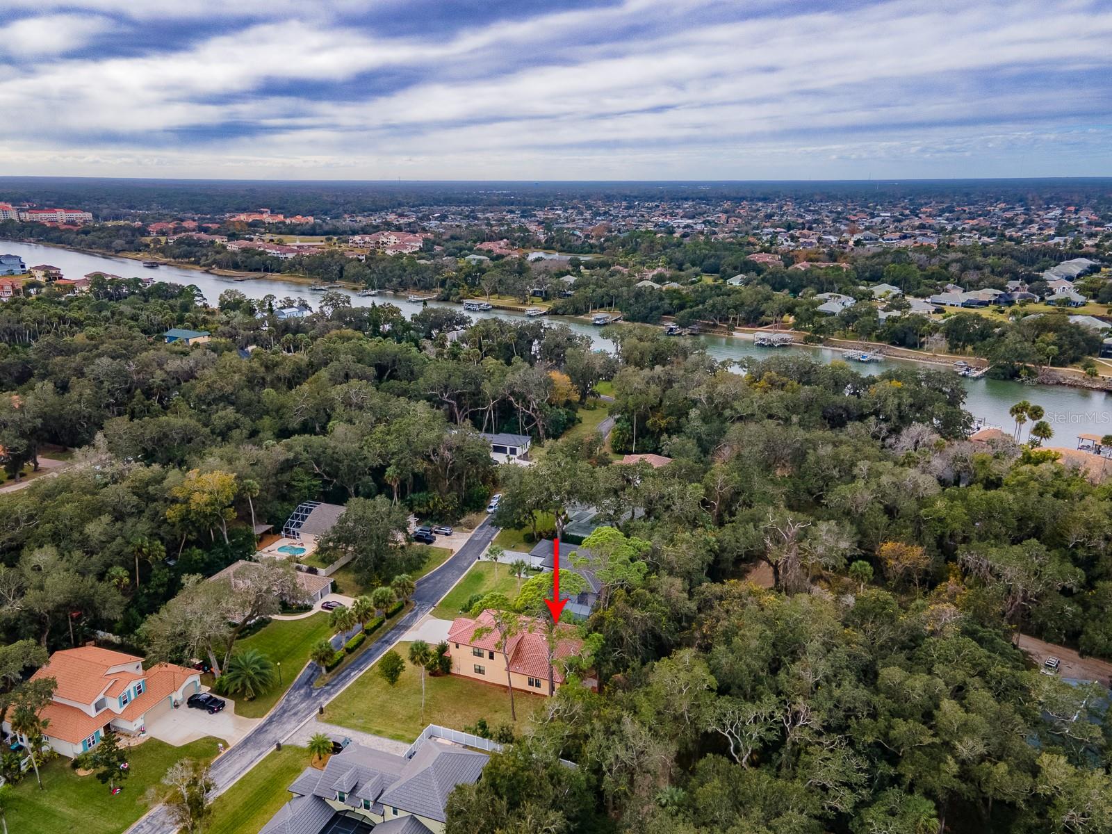 13 River Oaks Way