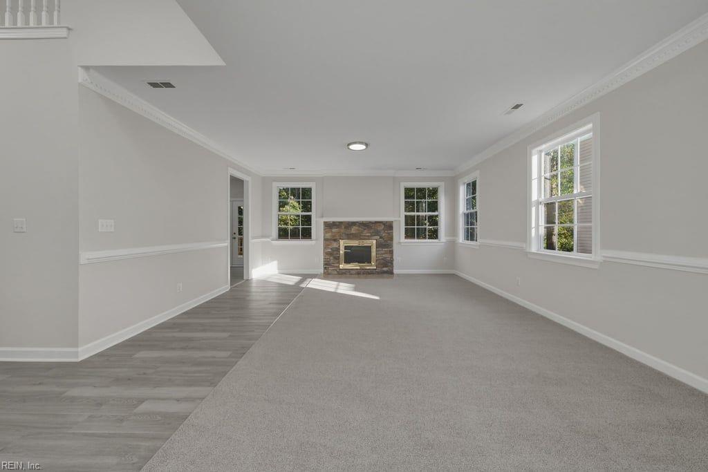 2820 Castling Crossing
