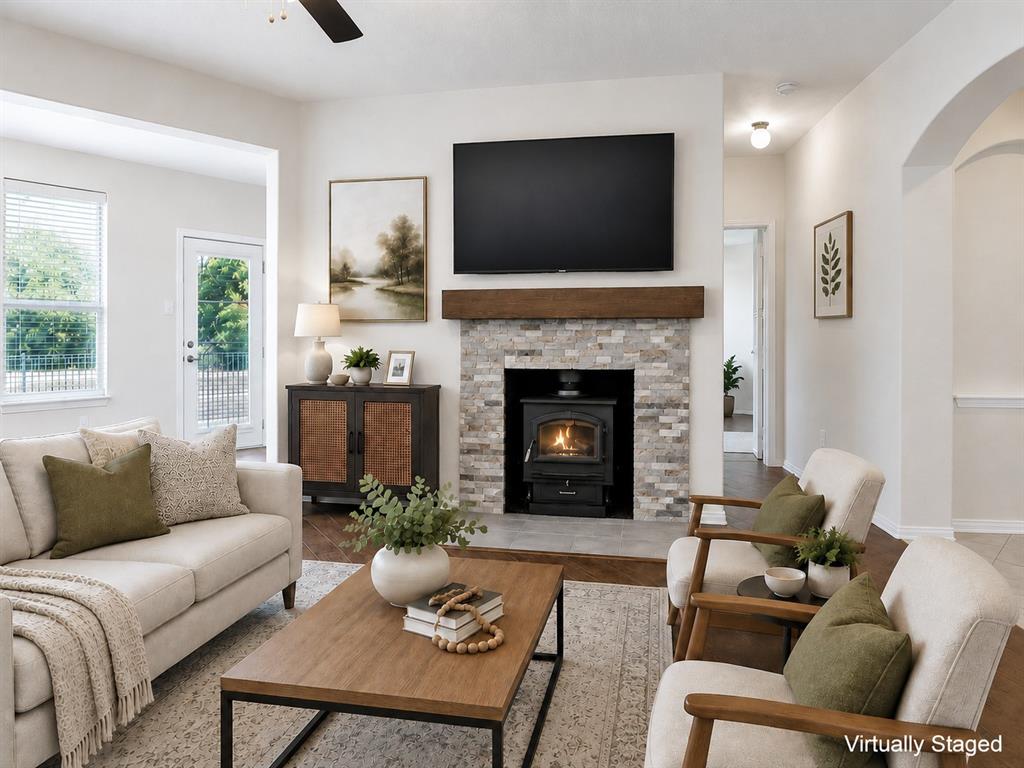 1906 Pecan Grove Drive