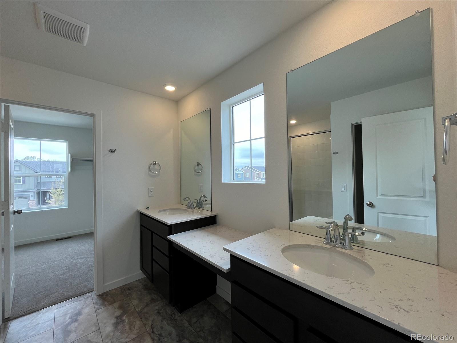 3904 N Picadilly Court