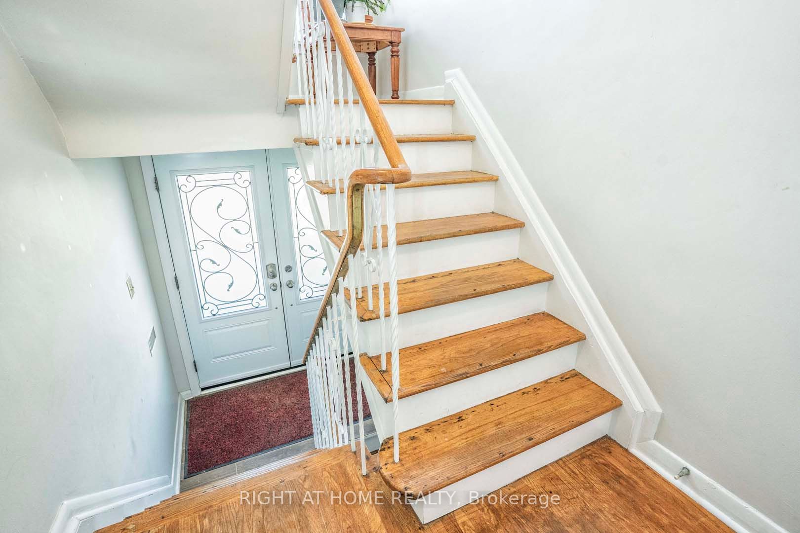 1149 Birchmount Rd