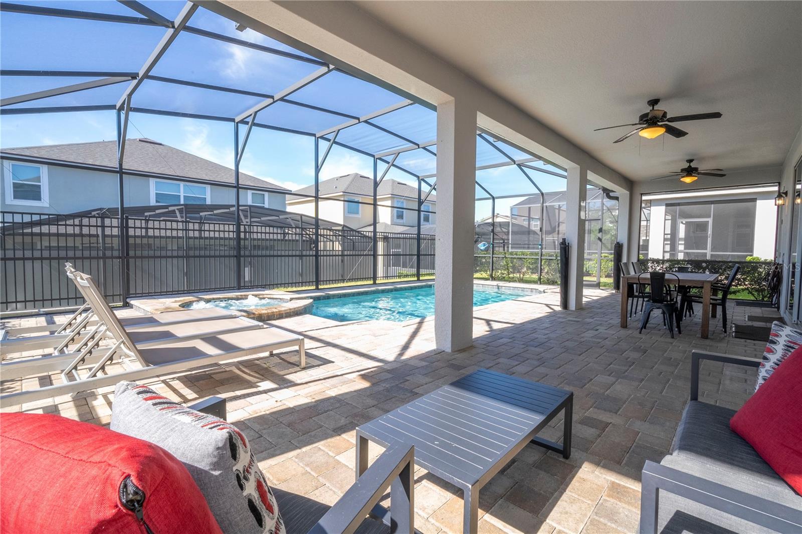 9038 Sunshine Ridge Loop
