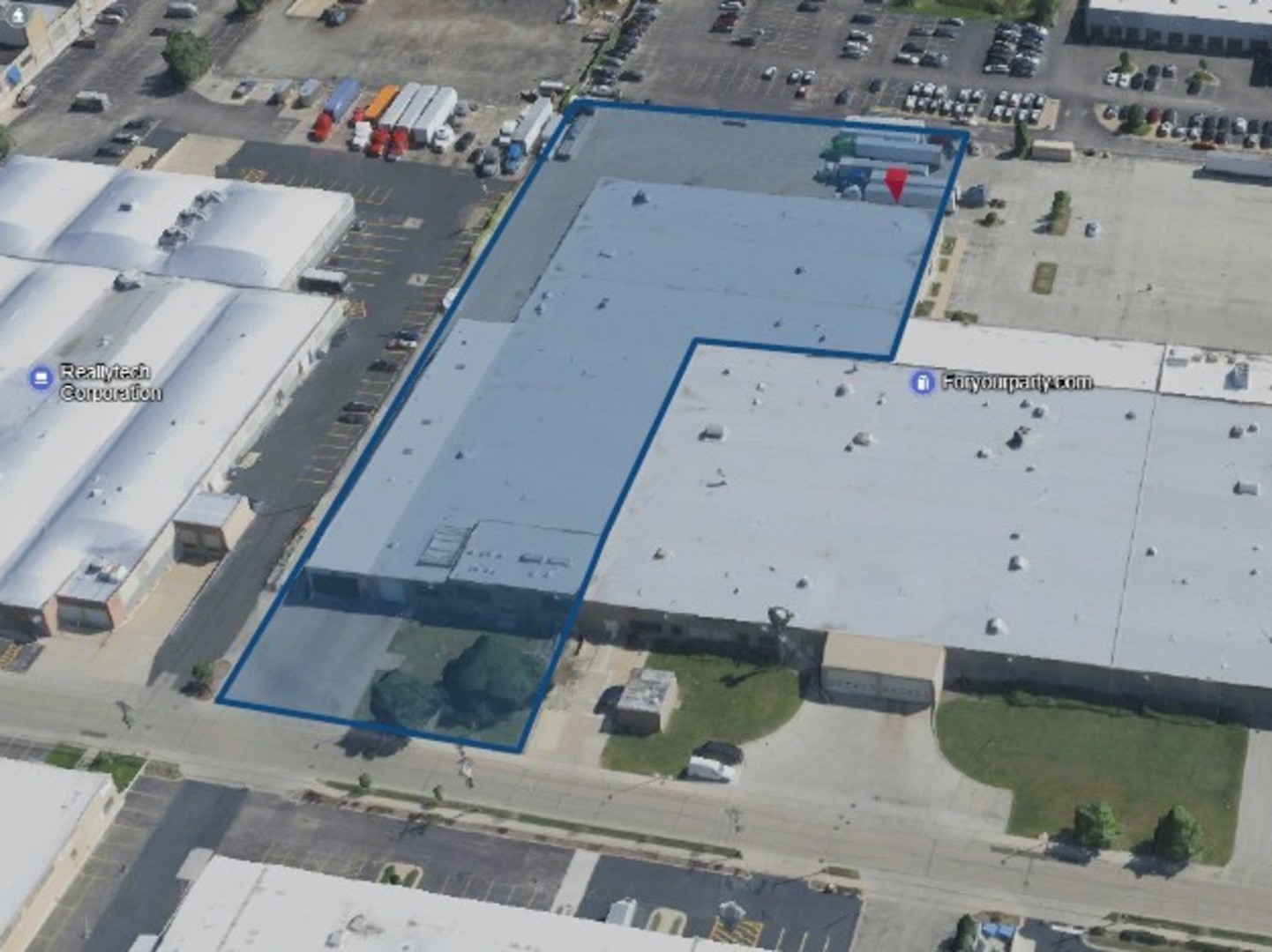 Best rates for storage on the North Shore!  Option to lease from 25,000 sq ft. to 67,700 sq ft. or purchase purchase 67,700 sq ft.    Parking for approx. 100 vehicles. Truck parking is available. High-end upgrades are available.  Ceiling Height 17', 2 drive-in doors and 4 docks. Rare Skokie location. Surrounding businesses include Subaru, Floor & Decor, Public Storage, Signarama and IDT. Access a robust labor pool in the northern suburbs of Chicago. Convenient access to I-94 (4 miles or 10 minute drive away from 4-way interchange on Touhy Ave.). Nearby retailers include Home Depot, Sam's Club, Target, Walmart and the 2 million square foot shopping mall "Lincolnwood Town Center". 11 miles from O'Hare International Airport. 14 miles from downtown Chicago.