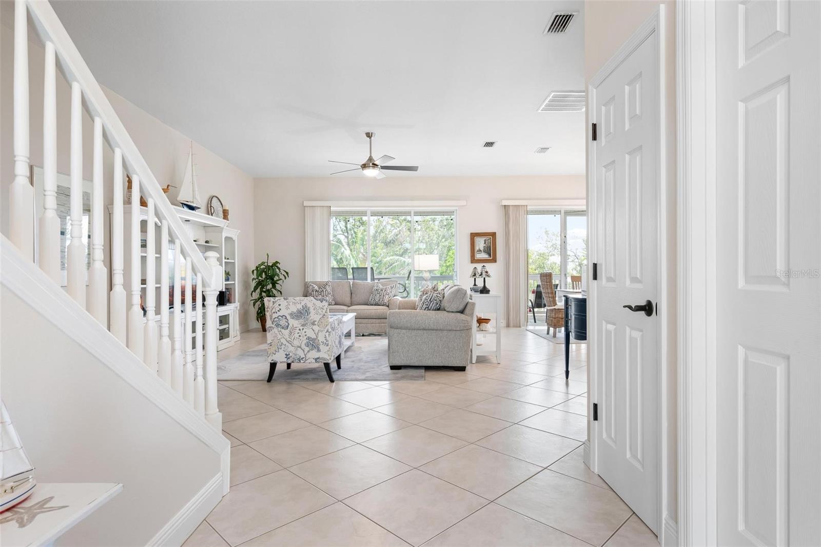 727 Holly Road