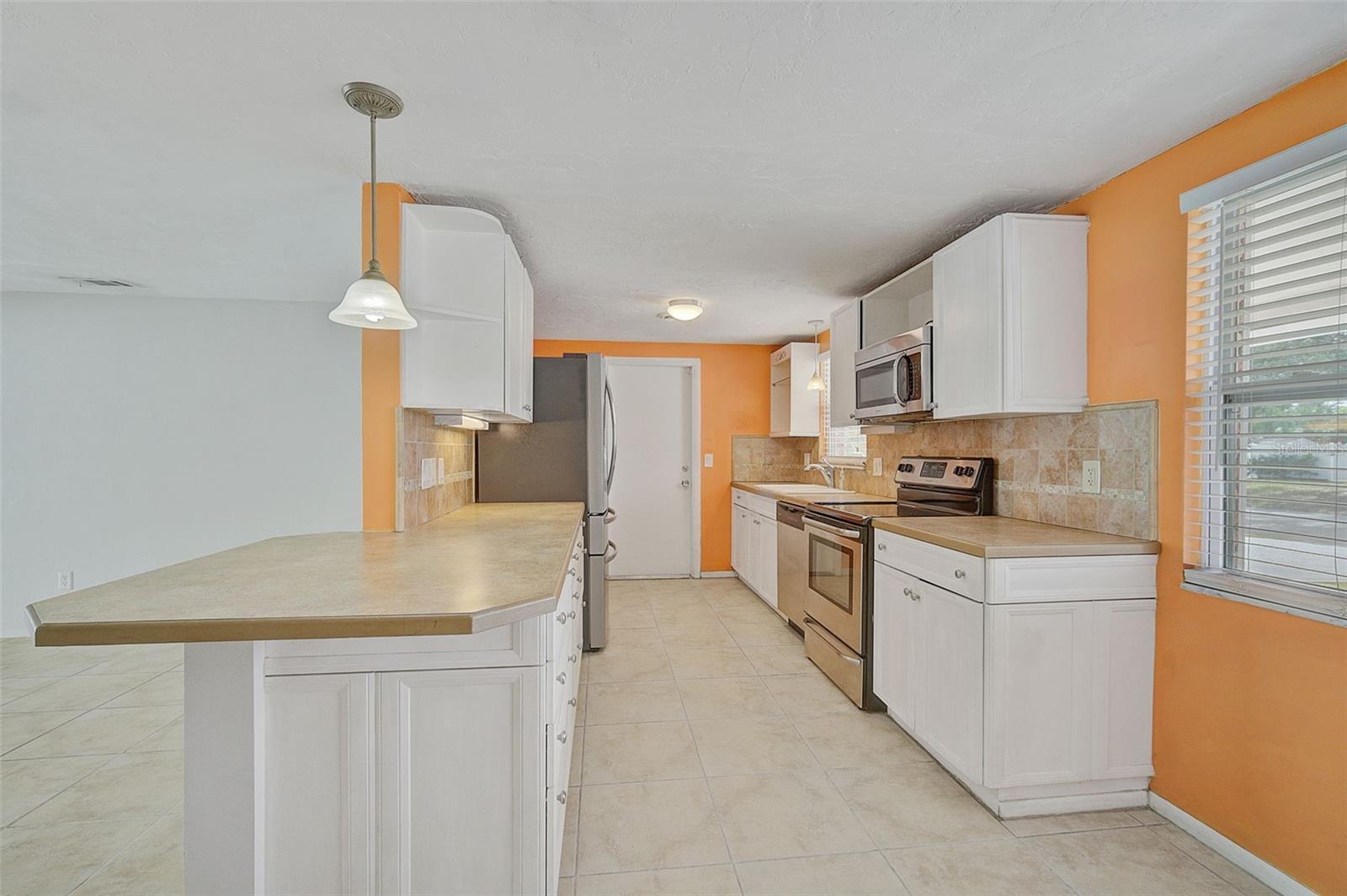 6426 Colonial Drive