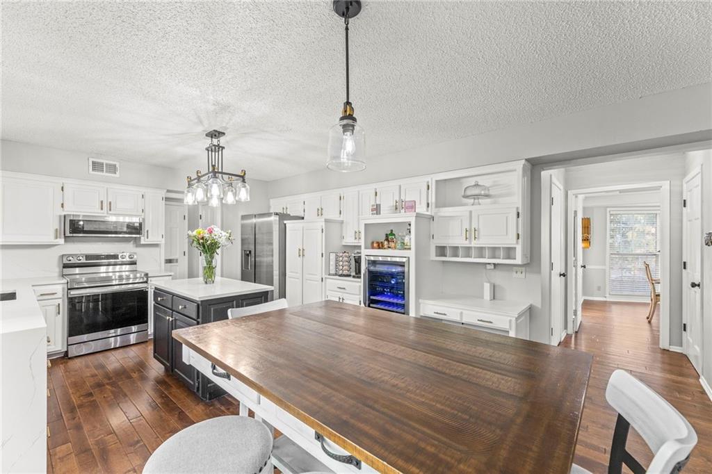 13716 W 75th Terrace