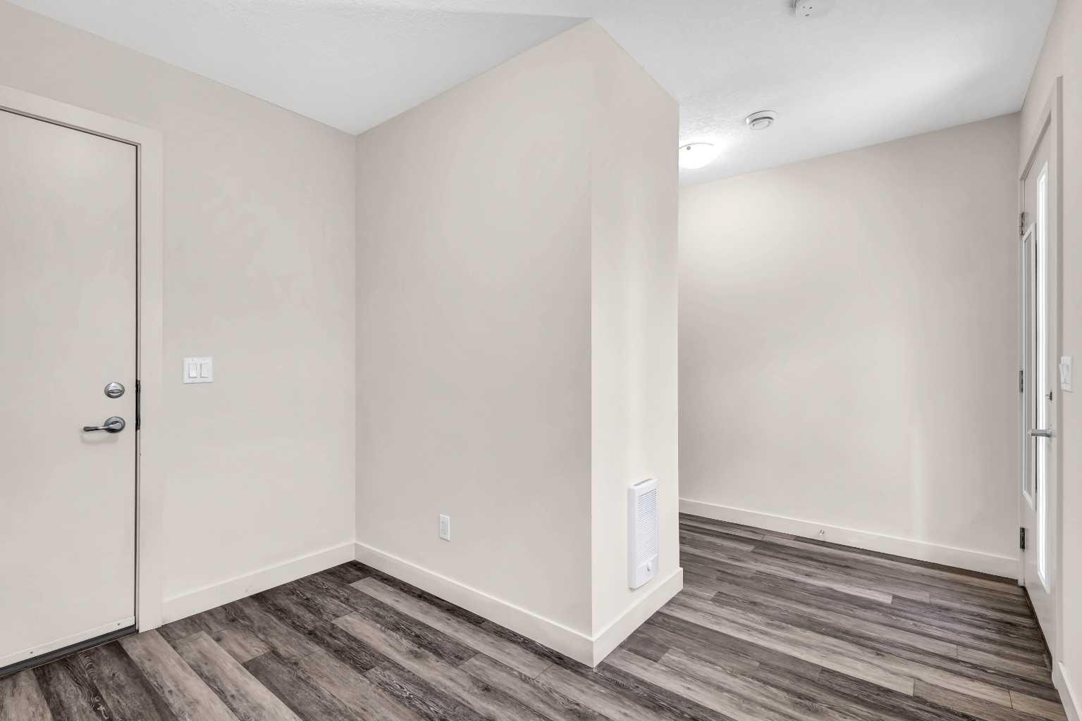 11 Evanscrest Mews NW 208