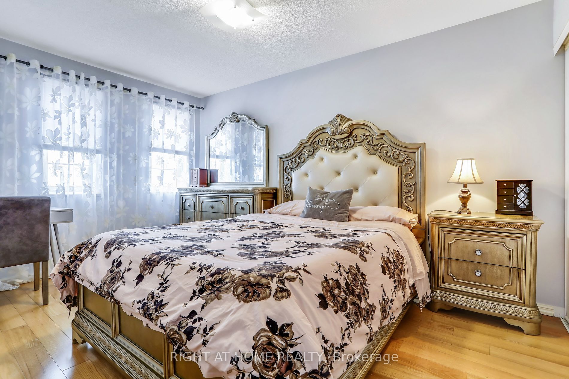 1881 Mcnicoll Ave 105