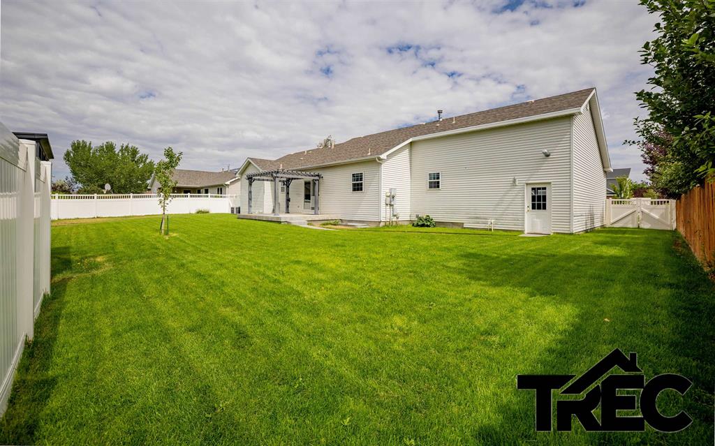 642 Cedarwood