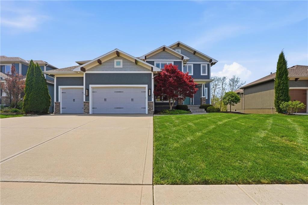 324 SE Mill Creek Drive