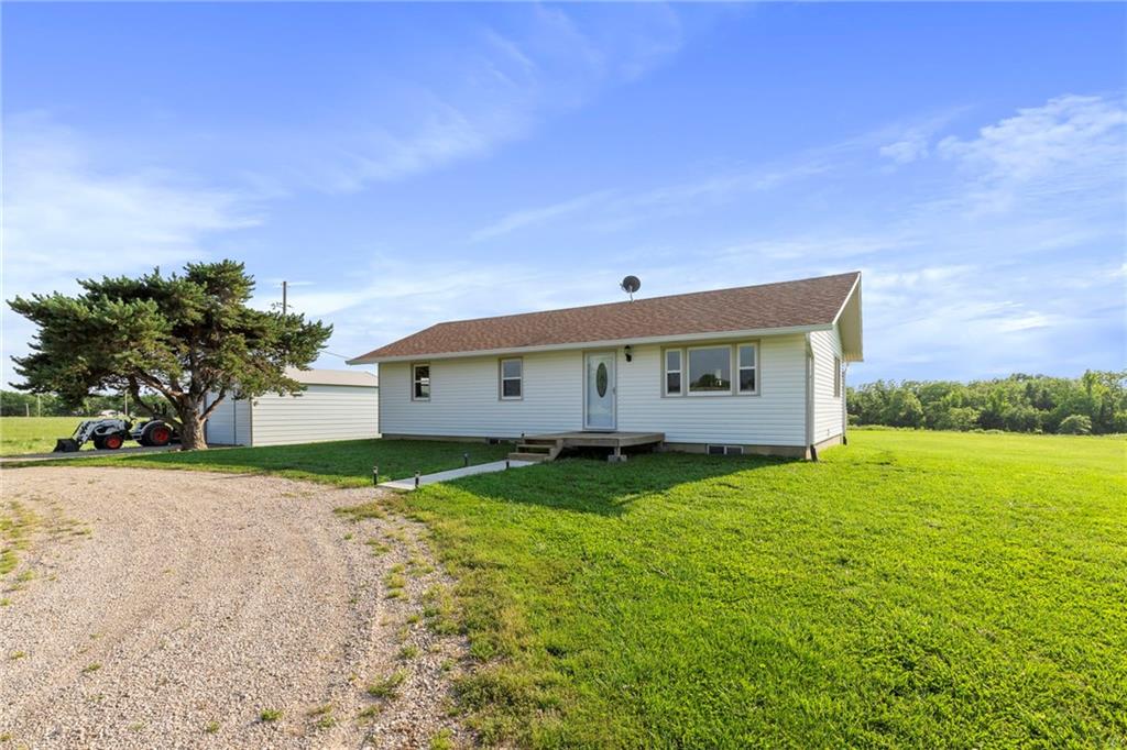 32241 NE Neosho Road