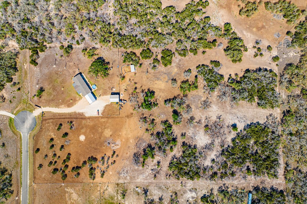 195 NW Crooked Creek Path