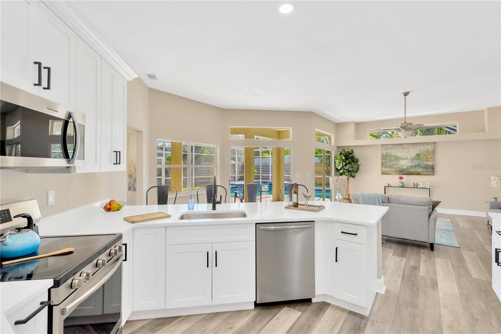 5212 Sunnydale Circle