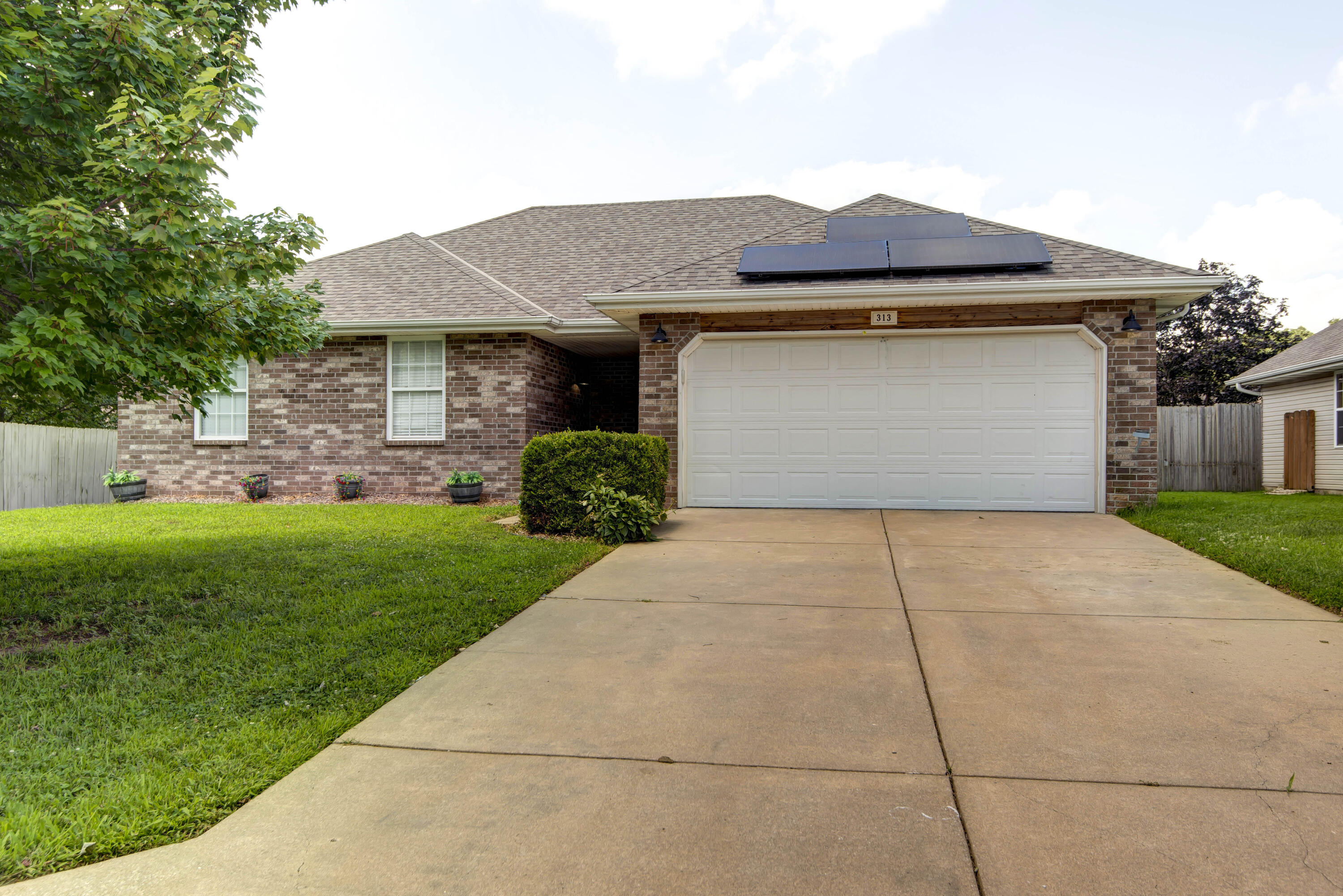 313 N Richards Castle Drive