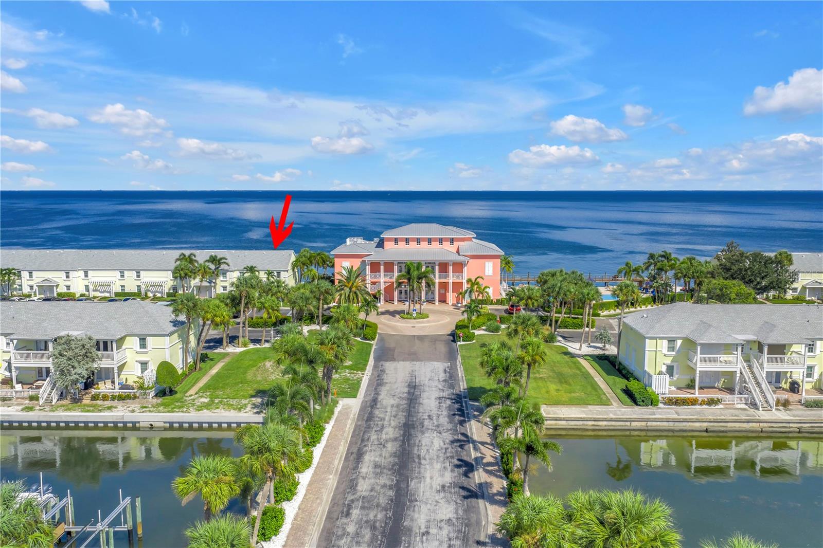4982 Coquina Key Drive SE