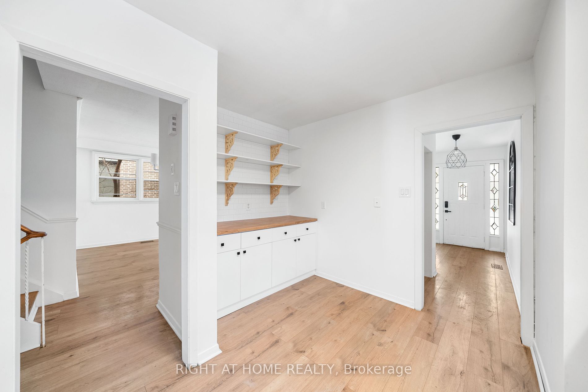 19 Waring Crt
