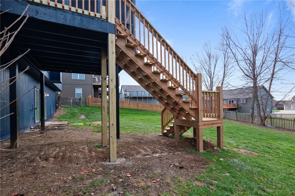 9212 N Garfield Avenue