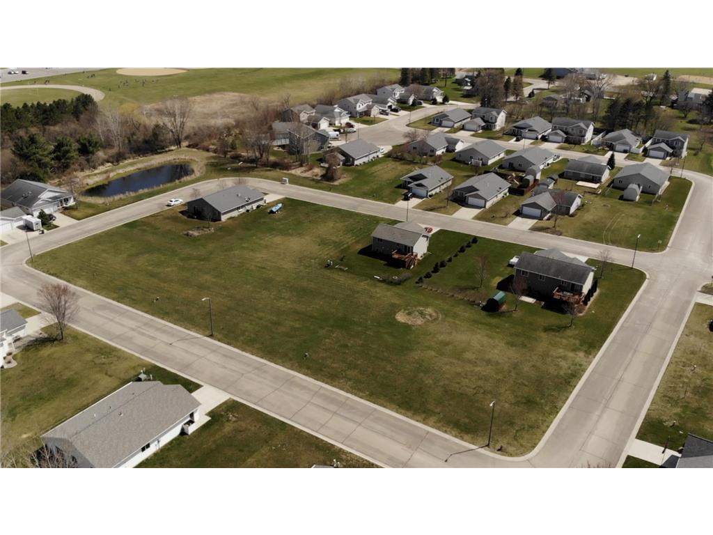 637 Oriole Lane