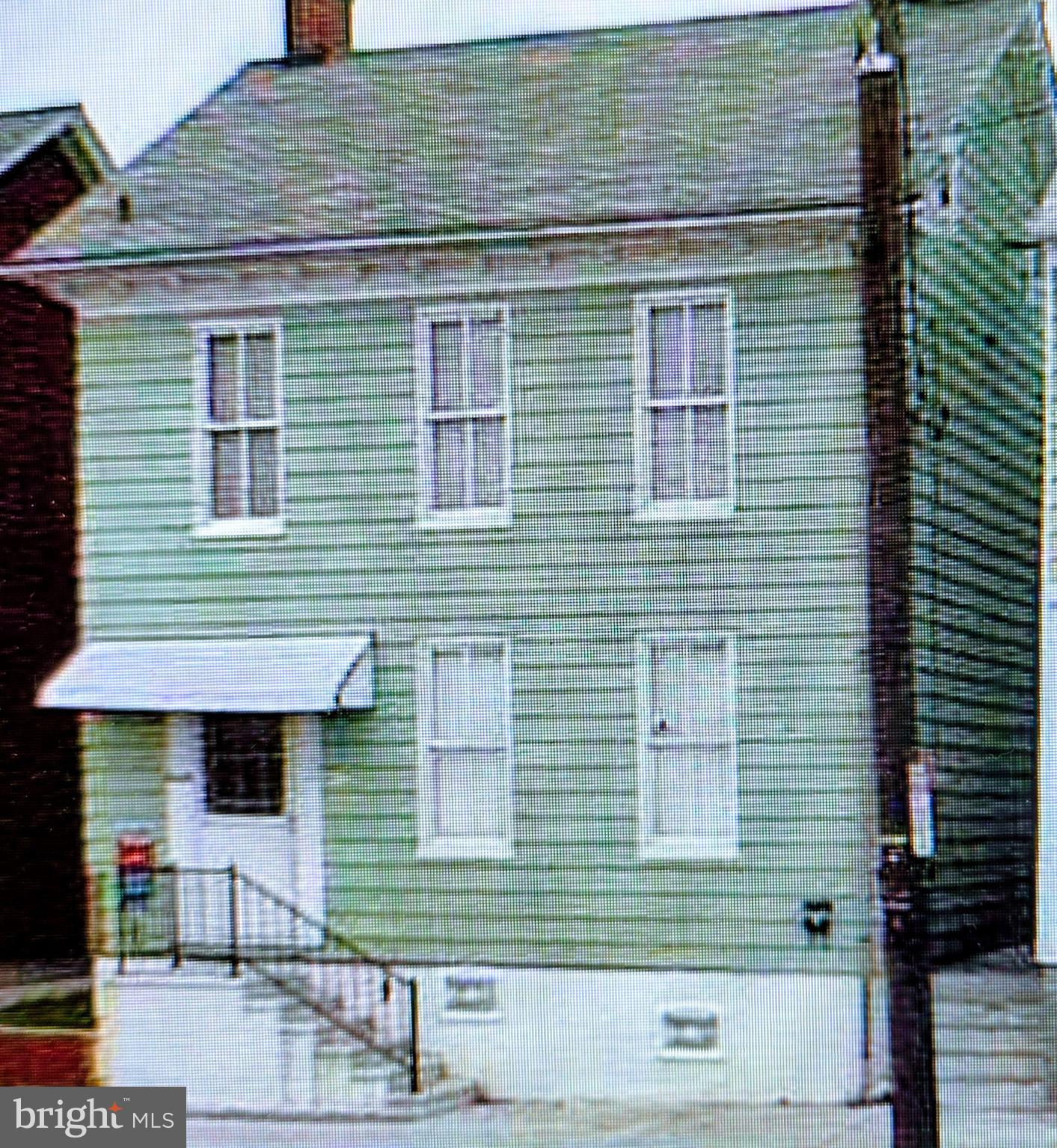 Prime 4-Unit Multifamily Investment Property – Fully Leased & Steps from Downtown HanoverDiscover an exceptional opportunity to own a well-maintained 4-unit multifamily property perfectly positioned within walking distance of vibrant downtown Hanover. All four units are one-bedroom and fully leased, offering immediate, reliable cash flow for the next investor.Each unit features functional layouts, comfortable living spaces, and solid rental history. The property has been thoughtfully maintained, making it a turnkey addition to any investment portfolio. Tenants enjoy easy access to shops, restaurants, parks, and local amenities—an ideal location that consistently attracts strong rental demand.Whether you're expanding your portfolio or securing your first multifamily asset, this property delivers stable income, a desirable location, and long-term growth potential.