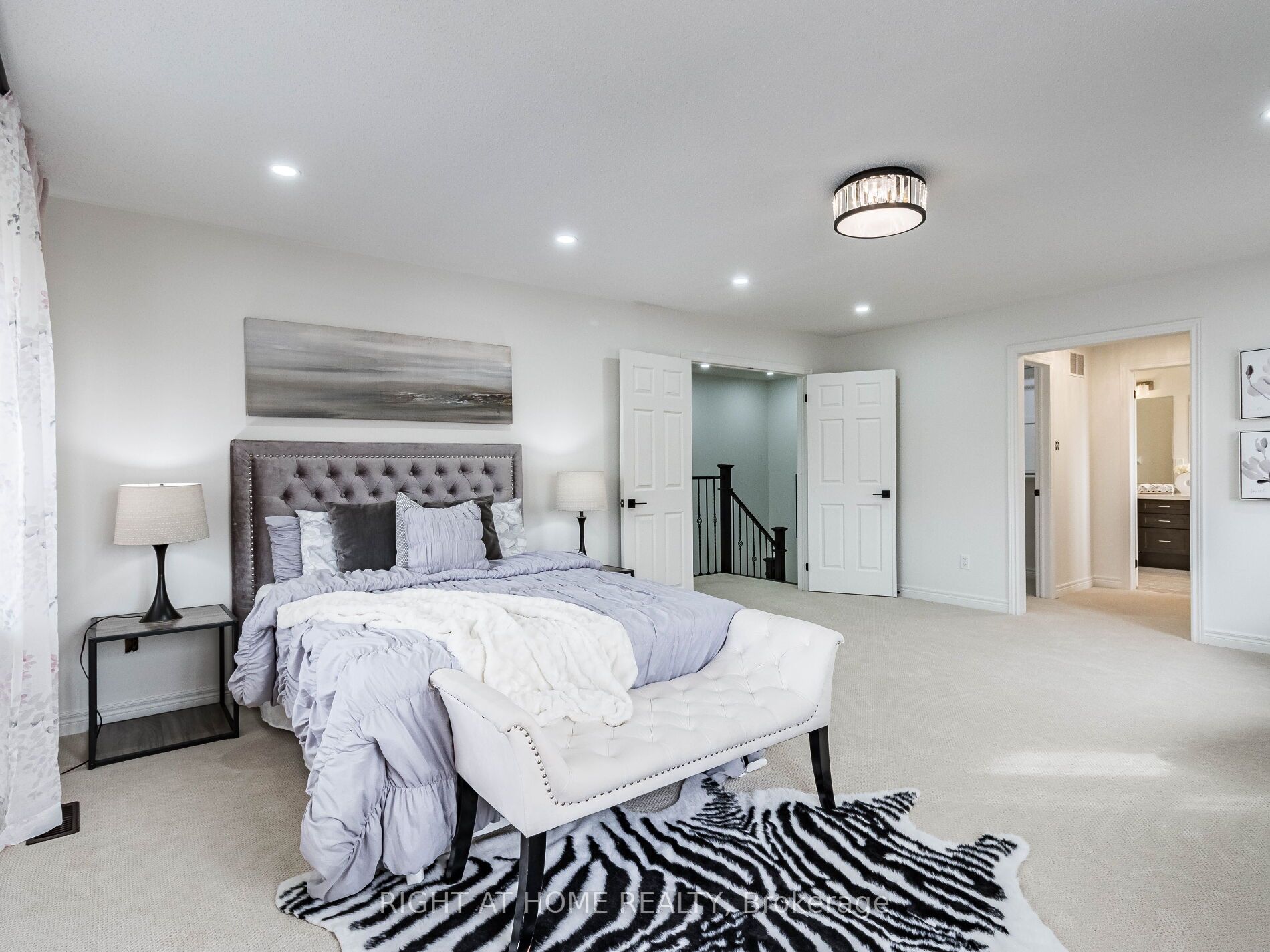 280 Wrigglesworth Cres