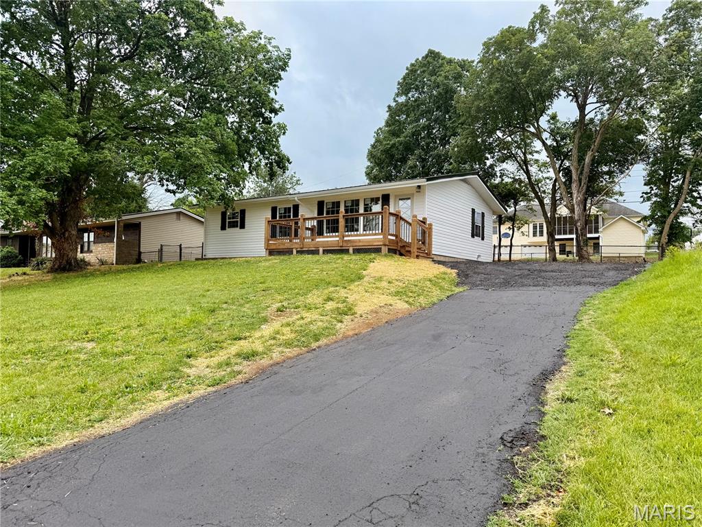 805 Westwind Drive