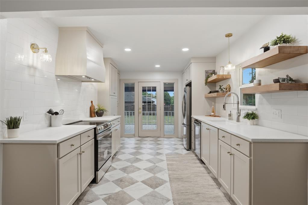 Open House 7/12 2pm-4pm.. NEWLY REMODELED & JUST MINUTES FROM OU! Inside, you'll love the blend of modern finishes and timeless character featuring hardwood and tile floors, a fully remodeled kitchen with custom cabinets and quartz countertops, two bathrooms with marble vanities and custom tile work, fresh interior and exterior paint, and so much more. Major system updates include new HVAC, updated plumbing and electrical, new windows and doors, and a new water heater. Enjoy covered front and back porches, an inviting layout, and a location that puts you close to OU, shopping, dining, and all that Norman has to offer. With its prime location near the University of Oklahoma, this property also offers excellent short-term rental potential, with projections supporting strong income opportunities for investors. Whether you're looking for a primary residence, game-day getaway, or investment opportunity, this one is a must-see!
