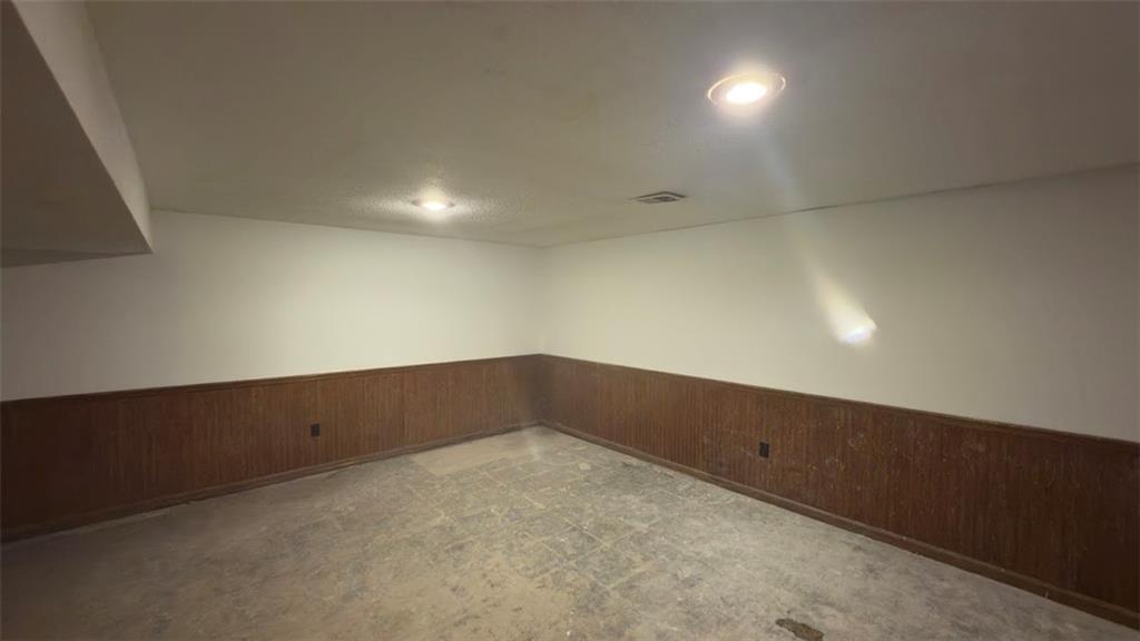 327 E Longfellow Street