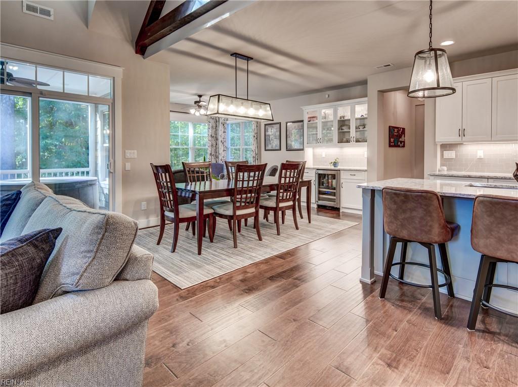113 Commanders Cove