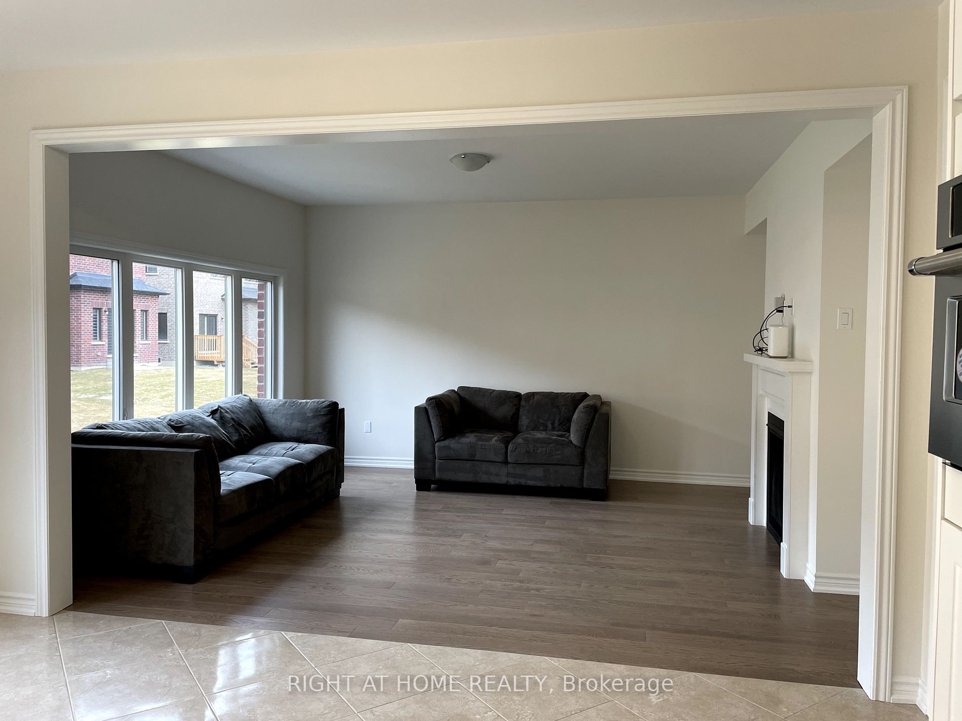 28 Valleo St
