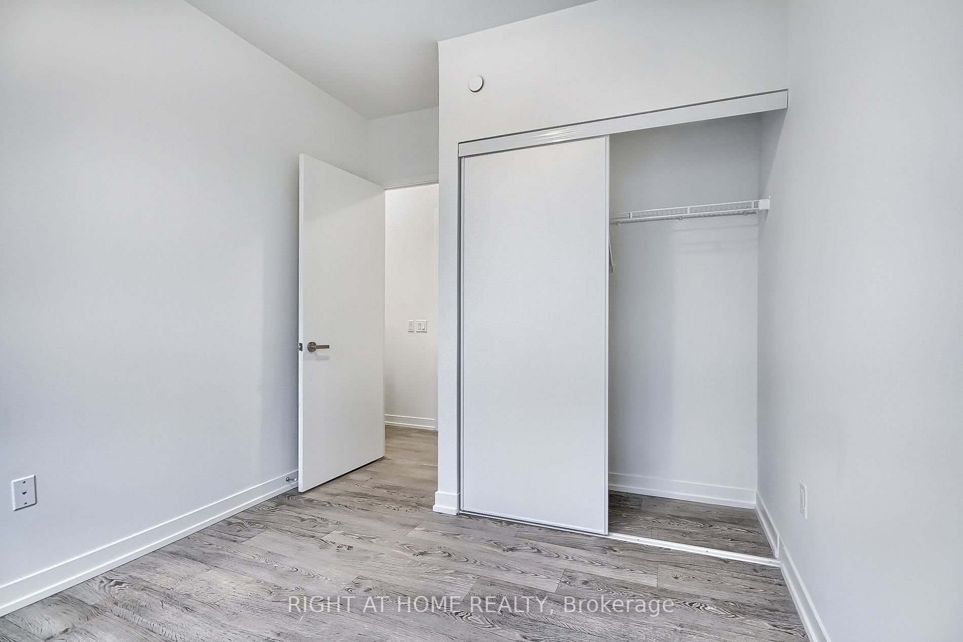 3 Rosewater St 1603W