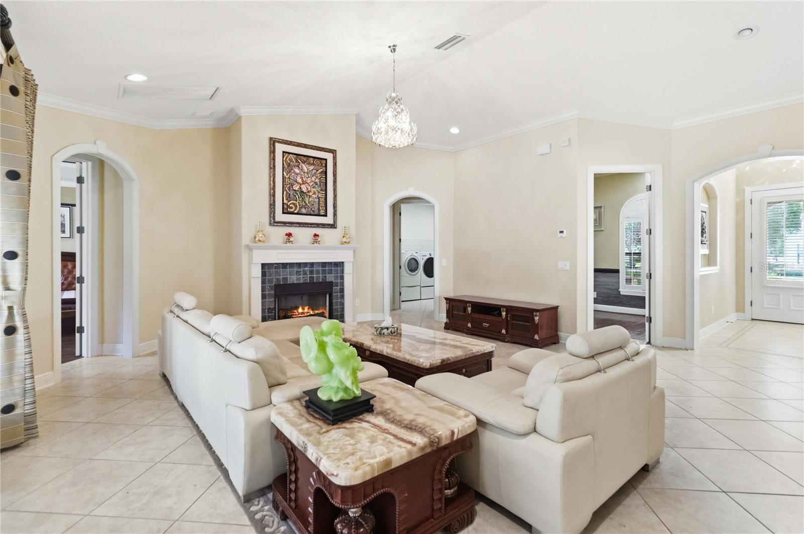 1298 Bella Vista Circle