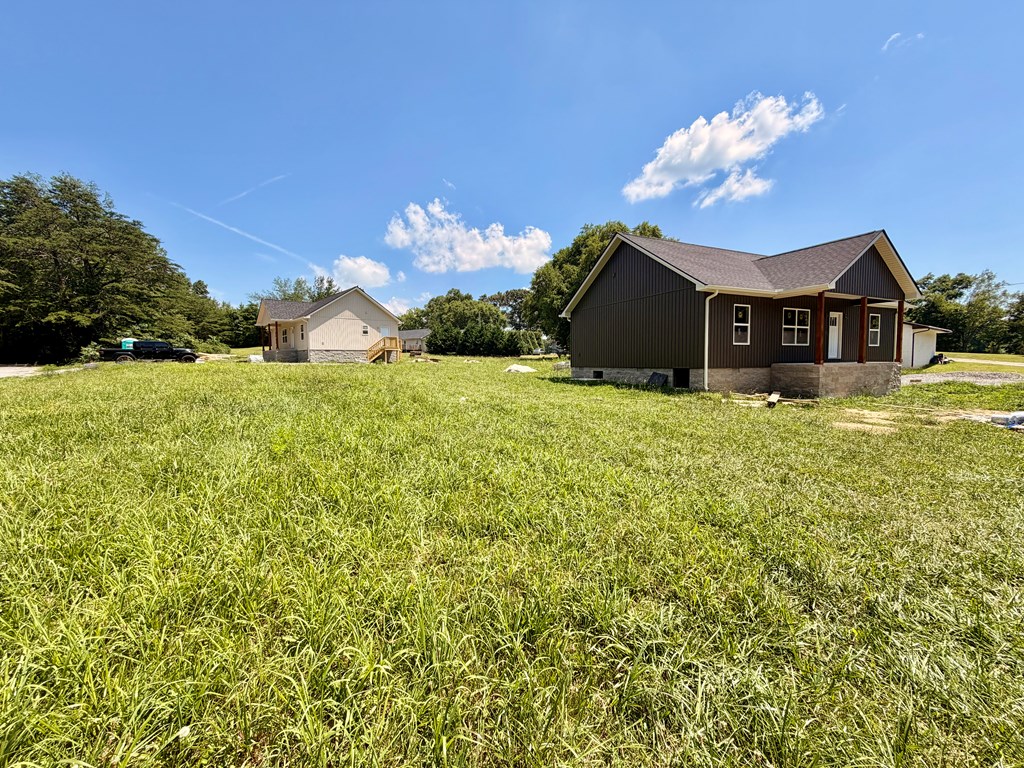 126 Duke Rd