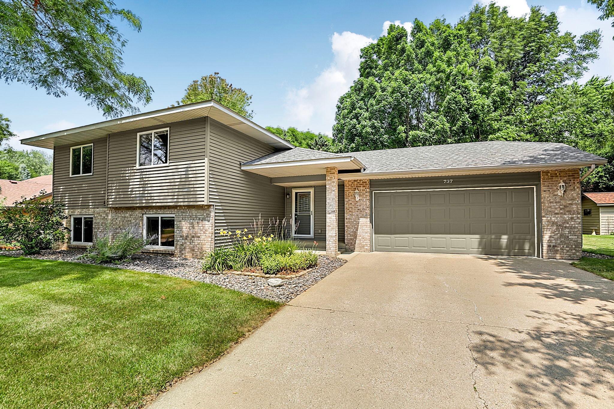 737 4th Street N