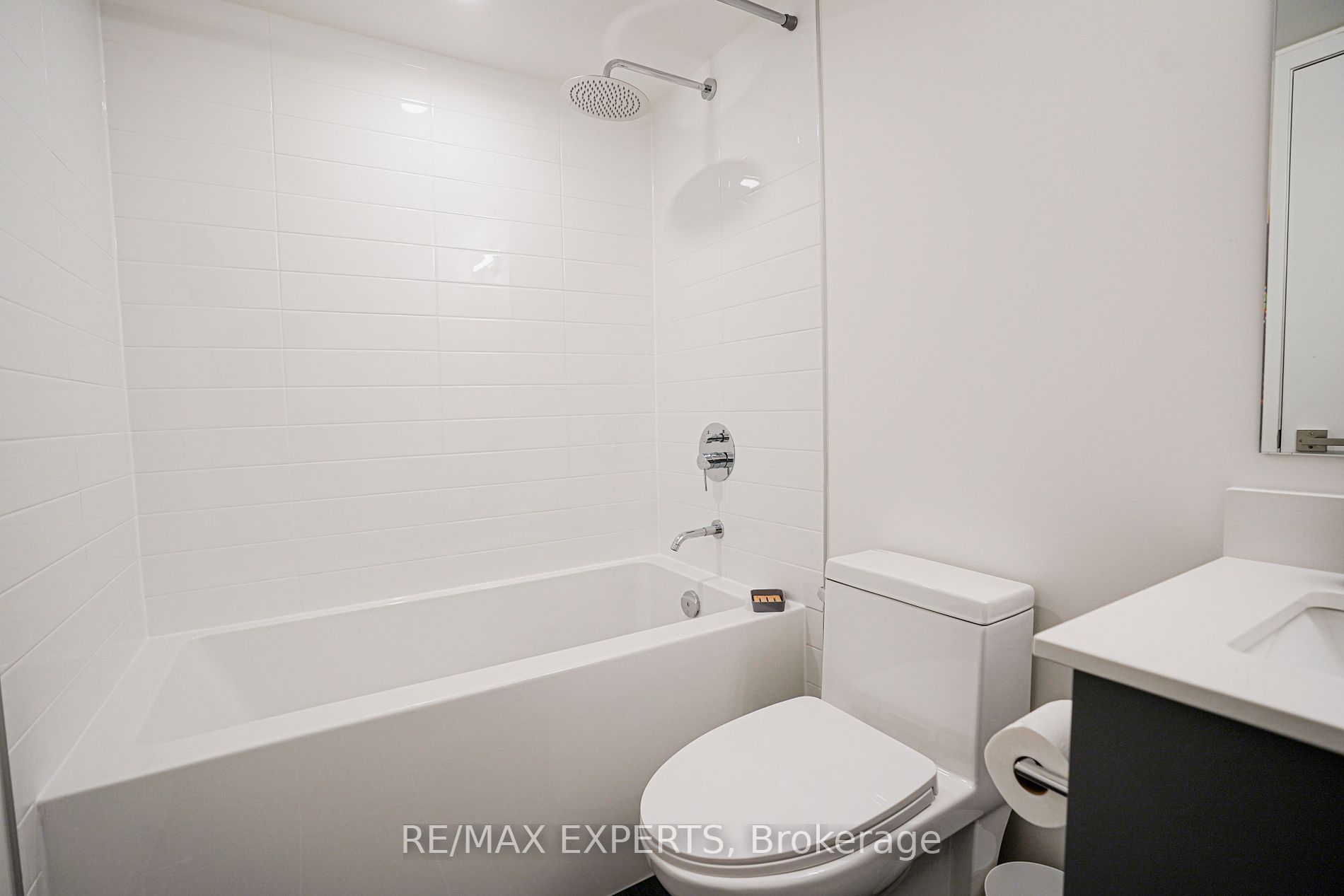 500 Wilson Ave 532