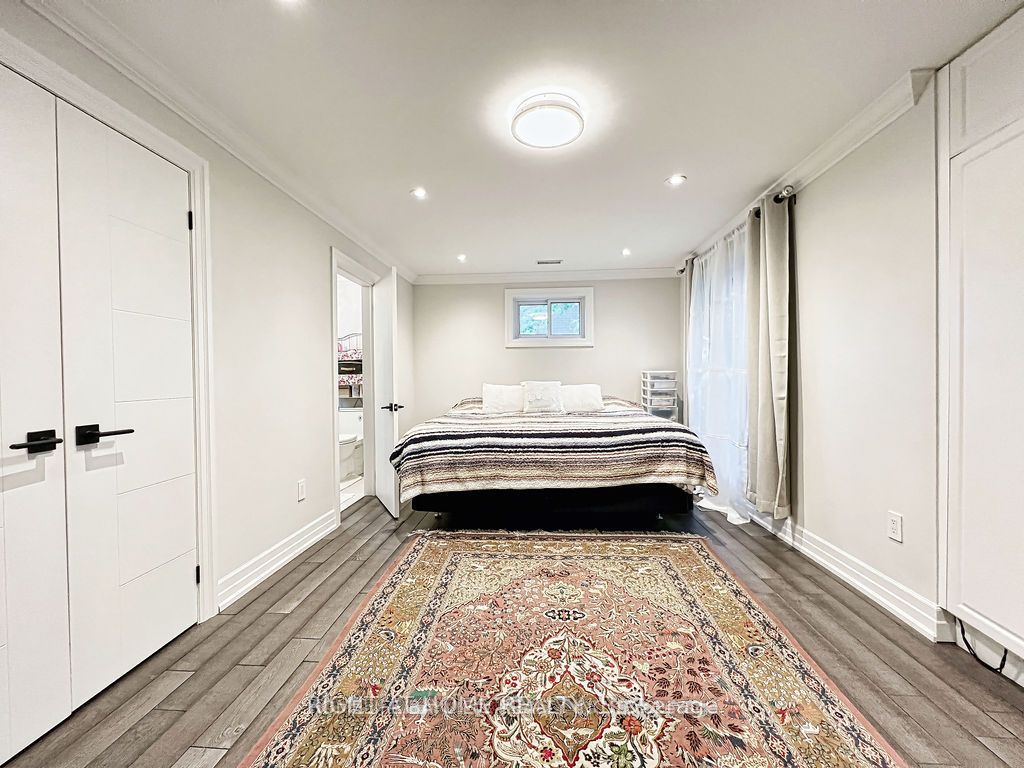 28 Bayview Park Lane