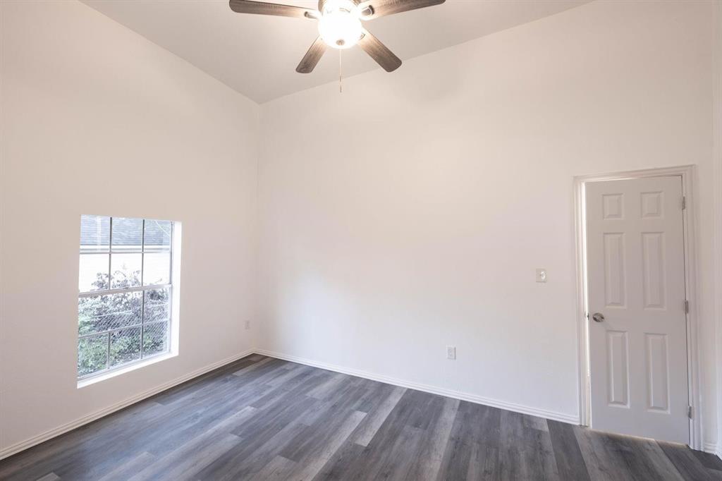 415 W 7th Street
